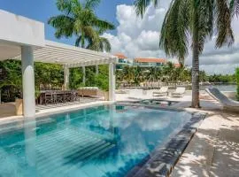 Dream House with private Deck in Puerto Aventuras