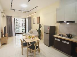 Cozy Beach Escape: 2BR Muji Gem, alquiler vacacional en la playa en Johor Bahru