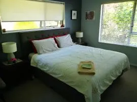 Studio room & bedroom ensuite