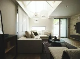 New open 都心の一軒家貸切 232平米 新宿駅4分 渋谷10分 無料駐車場3台 最寄駅2分