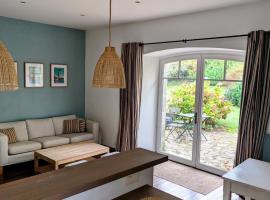 Magnifique longère, proche plages et Vannes centre、セネのホテル