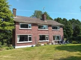 Luxurious Meath Retreat with 5 Bedrooms
