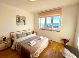 Apartments Maslina & Pinija