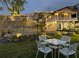 The Cliff House, 3BR LUX Villa 2km to Rajpur Road