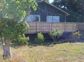 EKILIBRE Surf Eco Hostal, hotel a Curanipe