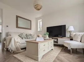 Cotswold green - sleeps 5 - free ev charge