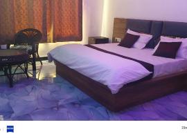 Hotel Paradise Inn, hotel v destinaci Orchha