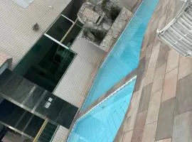Apto com Piscina, Churrasqueira, Ar condicionado