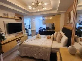 Side Wall Condo