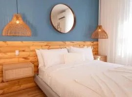 #7 - Charming Studio - Self Check in - Plateau - St-Denis - AC - TV