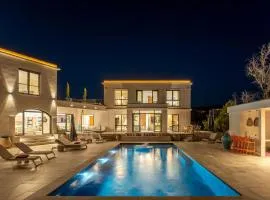 Villa Blue Pearl 10 pers piscine chauffée 10 minutes plage à pieds