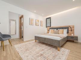 Santiago apartment Alpine escape villa, hotel a Gaula