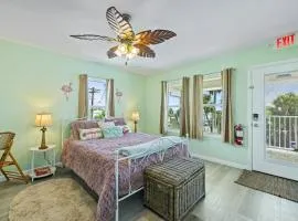 Flamingo Room a Cozy Studio Retreat