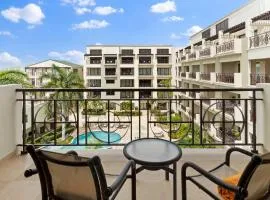 PC412 - Pool View - 1BR Perfect for a couple or Family - Close to Palm Beach - 1BR