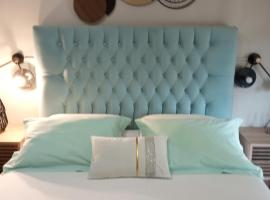 Machi Rooms, beach hotel in Patitiri