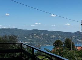 Lake Orta view villa, ξενοδοχείο σε Madonna del Sasso