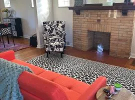 The Lloyd Little House