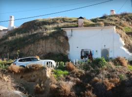 Cueva La Loli, hotel in Guadix