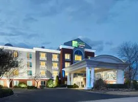 Holiday Inn Express & Suites I-26 & Us 29 At Westgate Mall by IHG