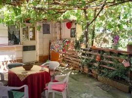 Balkan Rose Cottage