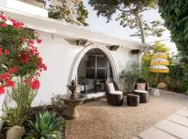Casa Blanca Suite A1 - New, Private, Cozy!