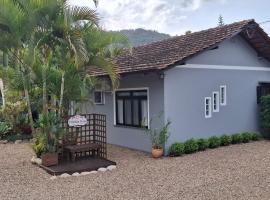 Familien Haus Pousada, hotel sa Pomerode