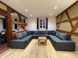 Juraperle - Historisch und modern - Wohnung 1，位于巴特司塔福斯坦的带热水浴缸的酒店