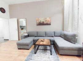 Cozy Apartments in Central Location with Free Parking on Availability, hotel in Vienna