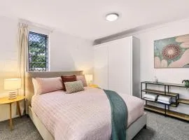 Cairns Retro Studio Charm in Edge Hill