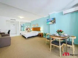 MetaWise 2Bed on Dixon Next to ICC & Darling Harbour 65