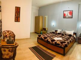 Snow Crest Residency - A Pure Veg Hotel, hotel v destinaci Manāli