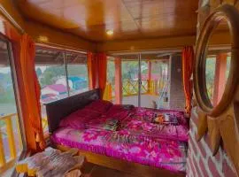 Swindo Homestay 77, Room 11