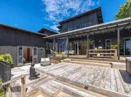 Oneroa Sanctuary - Be My Guest Waiheke