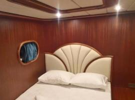 Hans Beys yatch, hotel en Estambul