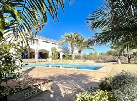Villa Oceana stunning 6bedroom villa with sea view