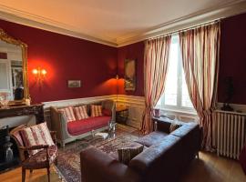 Villa Belle Époque - 18 couchages FEURS 42, hotel v destinaci Feurs