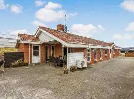 Holiday Home Mettes Bjerg Hvide Sande Iv
