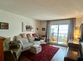 Quiet, comfortable great location 2 bedroom