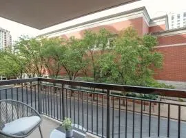 Spacious and Minimalist Apartment w Awesome Facilities