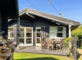 Cozy Home In Anholt With Wifi, hotel v destinaci Anholt