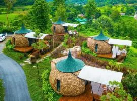 2Someplace Resort