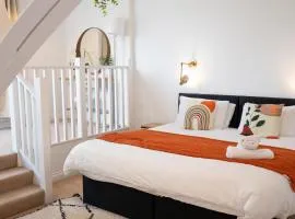 The Amazing Triplex - City Centre - Free Parking