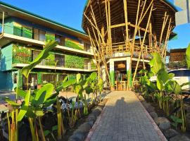 Bonding Coffee Roaster Café & Hotel, hotel v destinaci Quepos