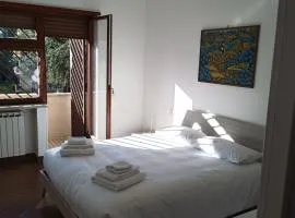 Rome Apartment Appiano FS WiFi Netflix Sky 2 stops from San Pietro