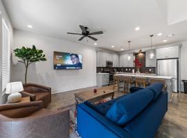 Basin House 2 King Beds 70in TV Fast WiFi，位于拉斐特的酒店