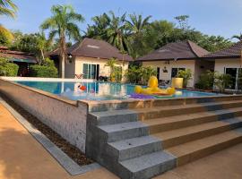 Thip Siam Village, hotel in Ao Nam Mao