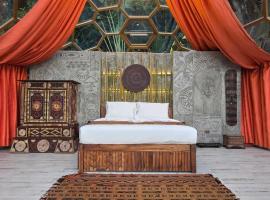 The Honey Trap - Glamping at Karuna El Nido, Zelt-Lodge in El Nido