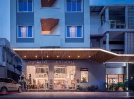 Joli Hotel