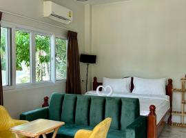 SriThanu relaxing house 1，斯里凡奴的飯店