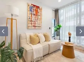 Sky Stars CBD Apartment